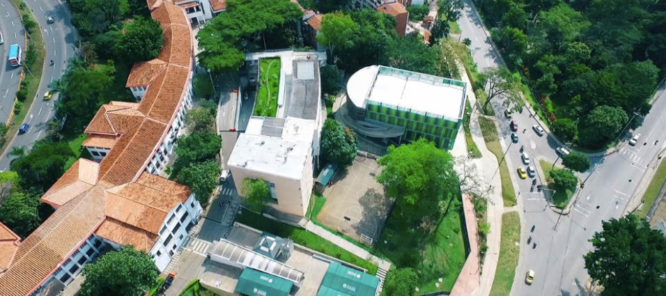 Toma aérea del Colegio Mayor de Antioquia
