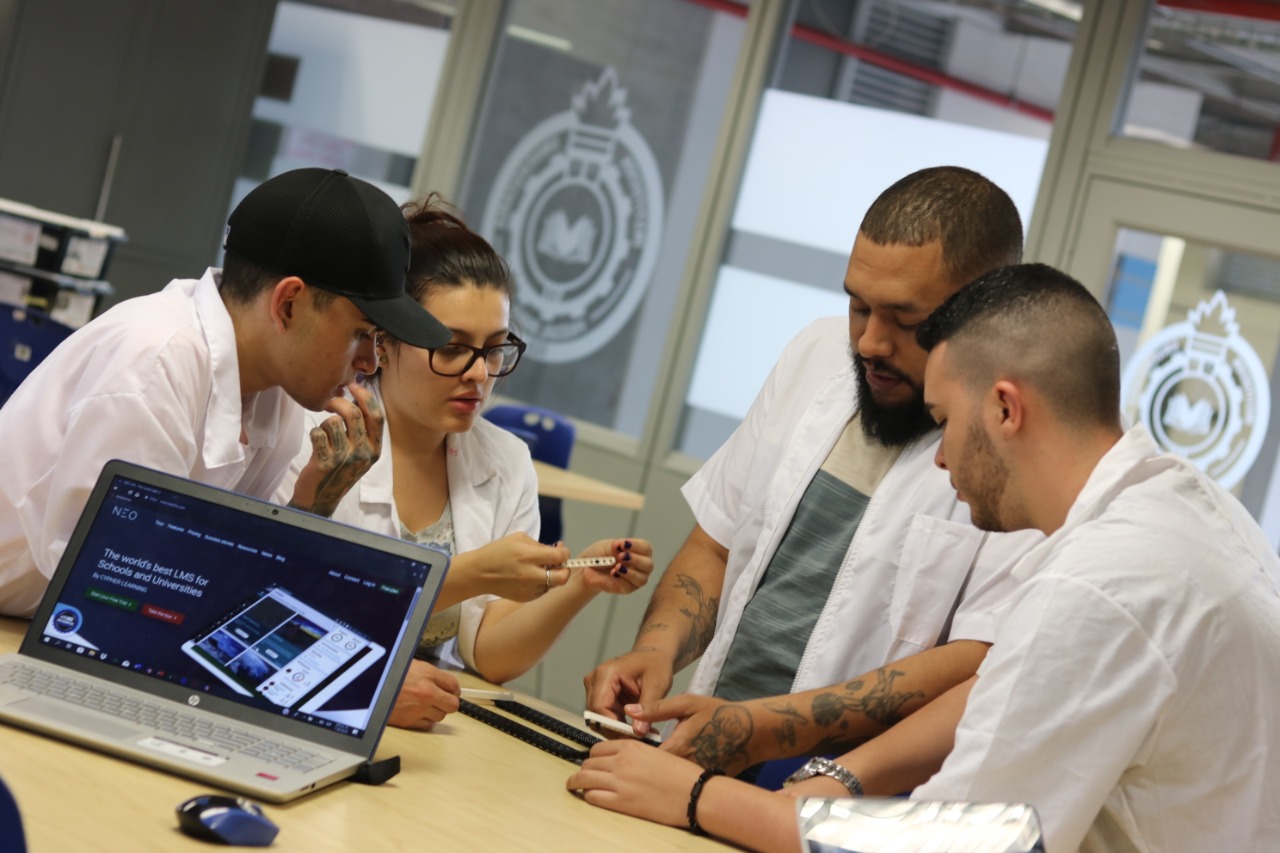 Equipo de Proyecto de investigación y Desarrollo 2