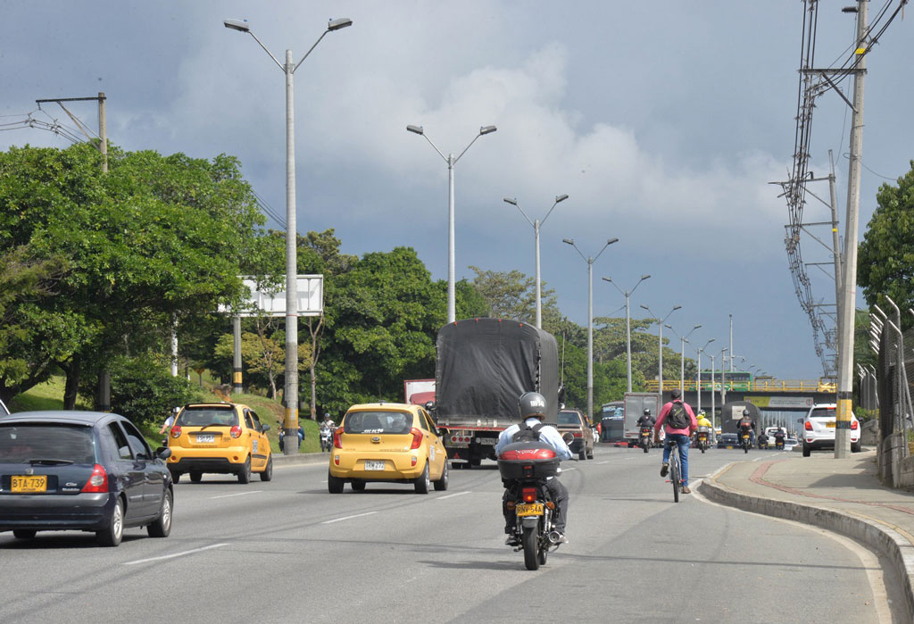 Vehículo en circulación en Medellín