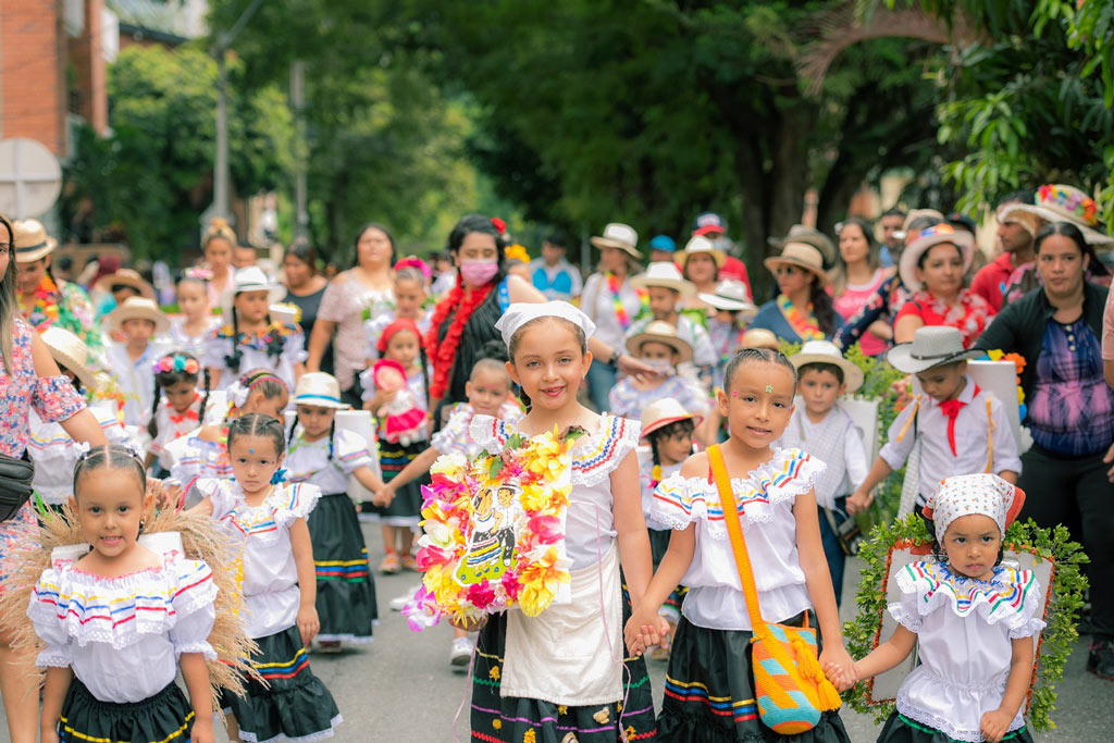 Desfile de Silleteritos de La Floresta 2022