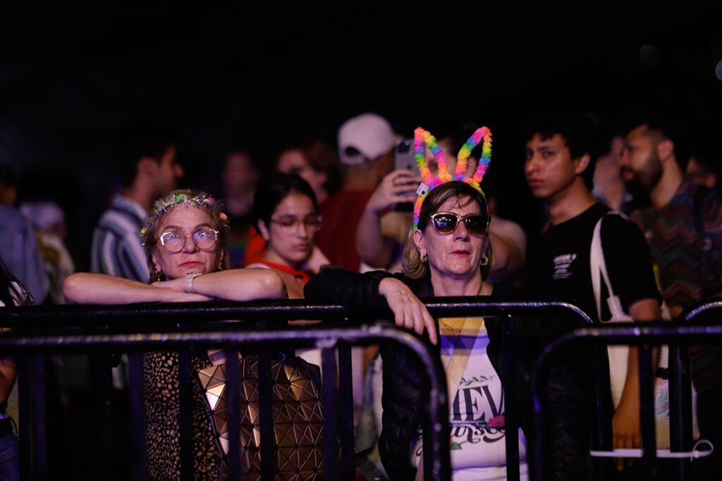 Medellín y su revolución del amor, en Ball de las Flores