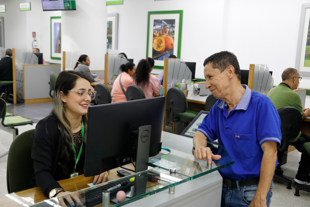 Apoyo económico personas mayores