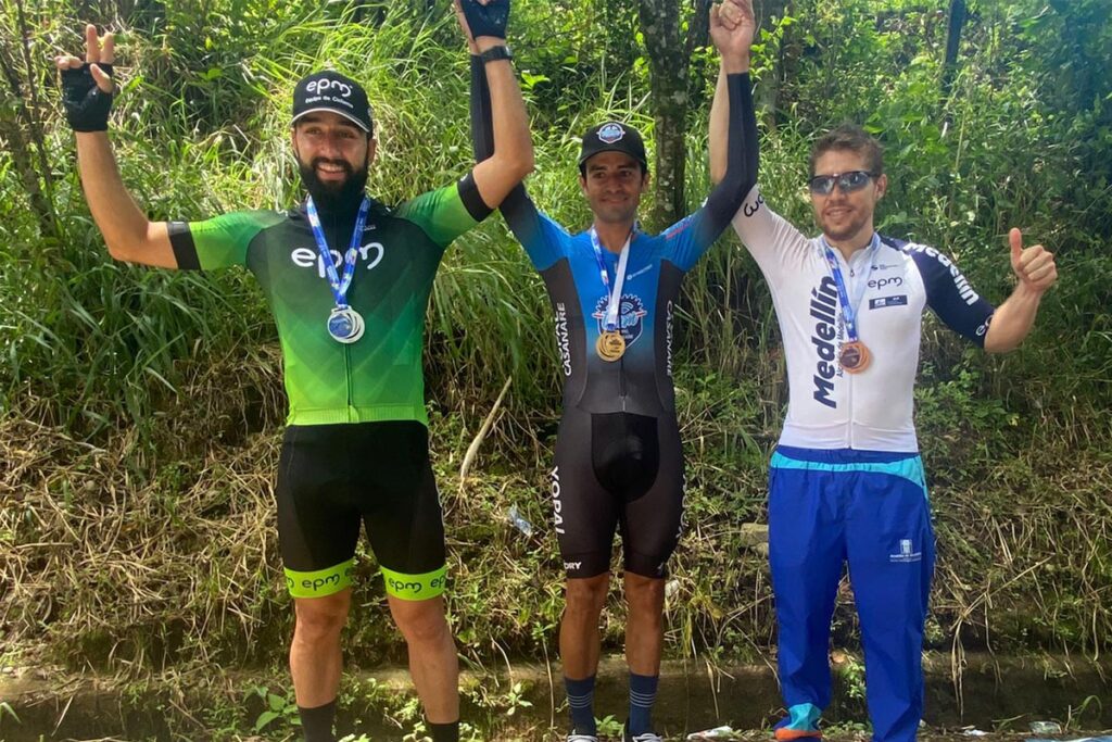 Equipo de Ciclismo. Foto Juan F. Gallego