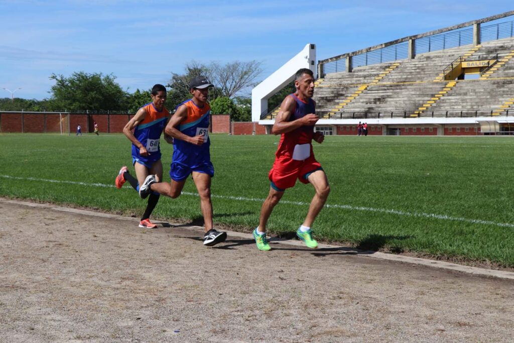Equipo de Atletismo. Foto Juan F. Gallego.
