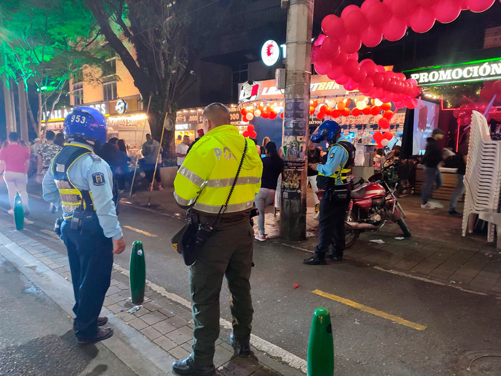 Con buen comportamiento Medellín celebró el Día de Amor y Amistad