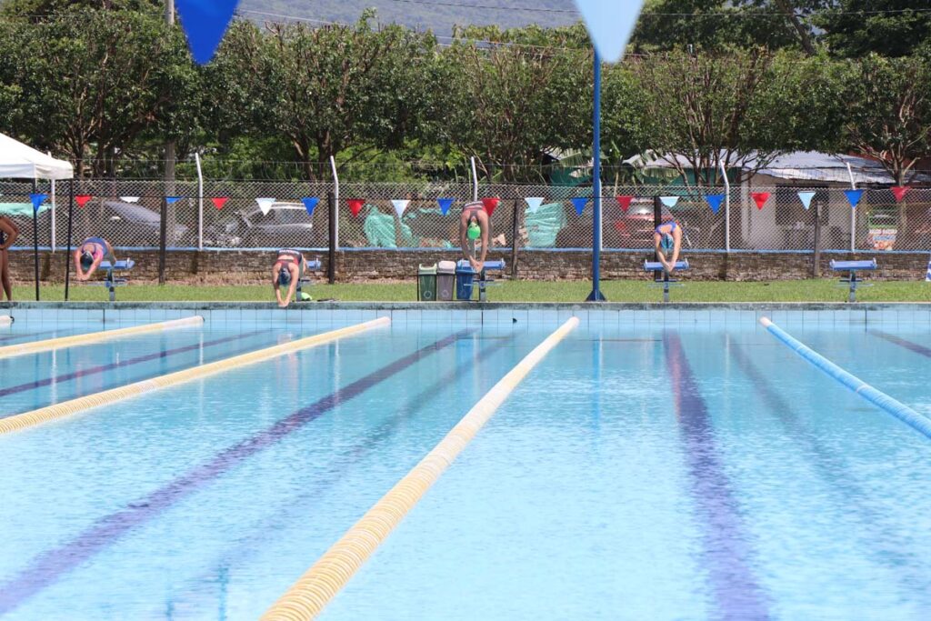 Equipo de Natación. Foto Juan F. Gallego