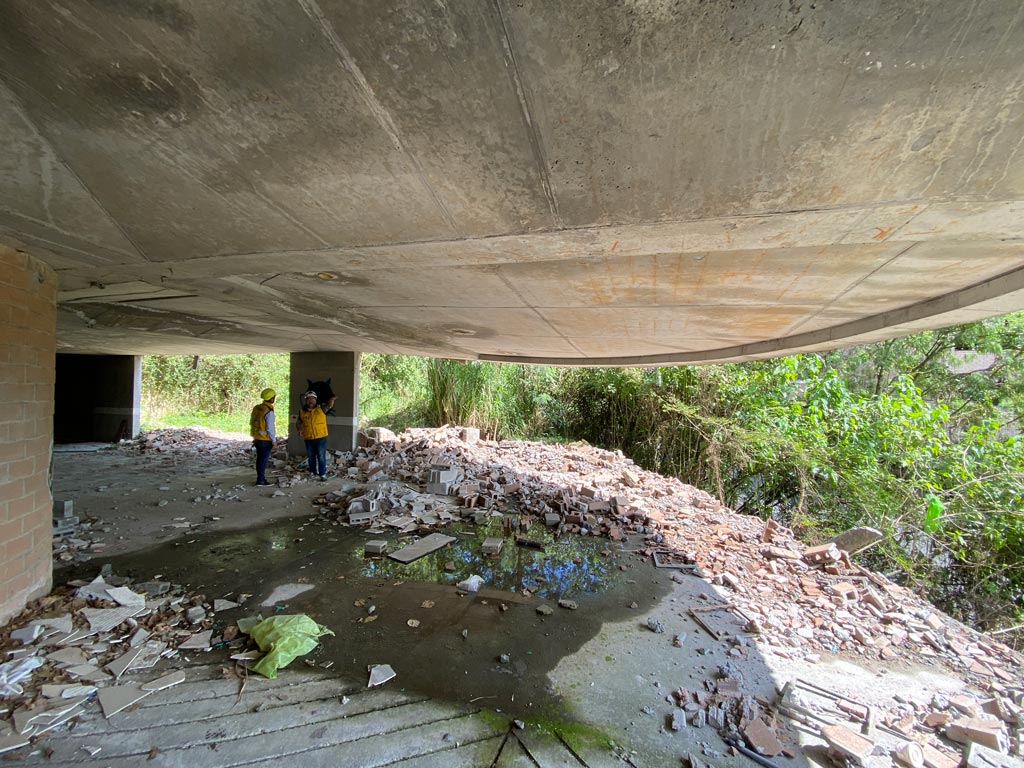 Edificios estructurales en la ciudad