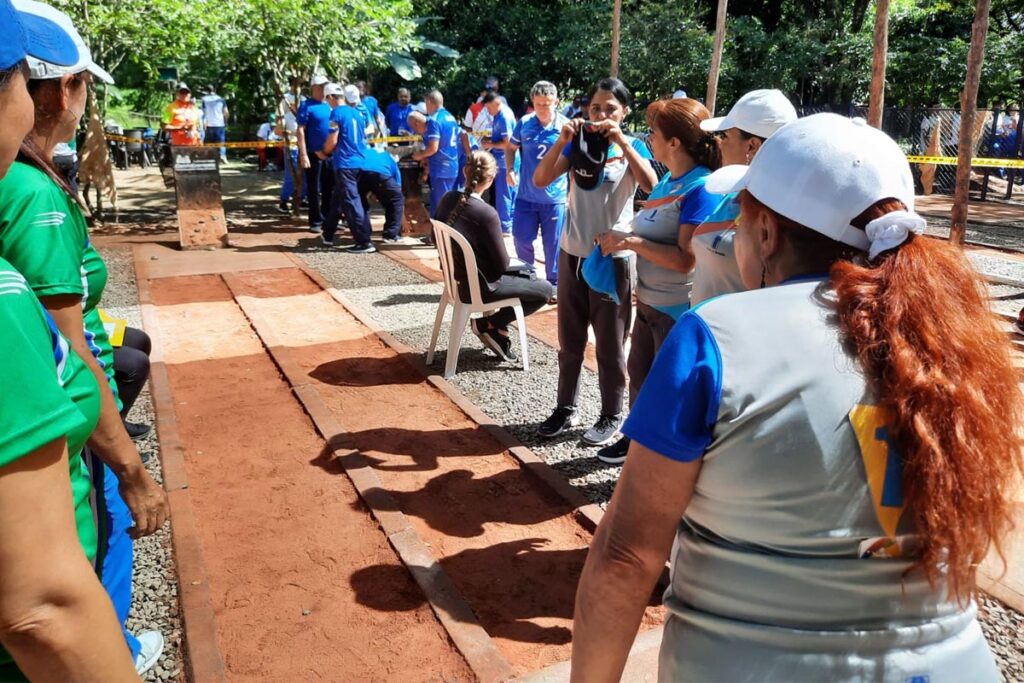 Equipo de Minitejo.