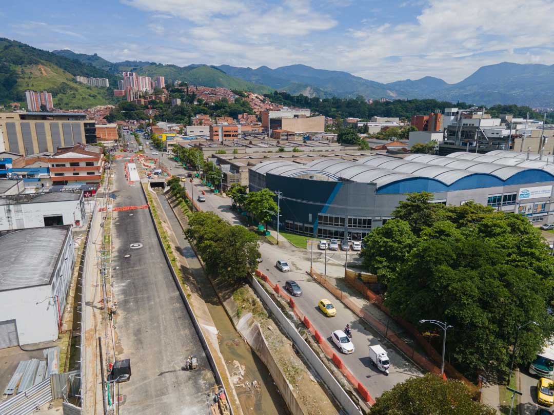 obras metroplus calle 12 sur - comuna 15