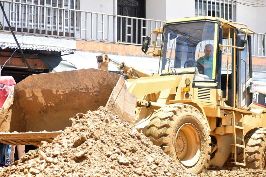 Intervenciones en quebradas para mitigar riesgos por lluvias en Medellín. Foto Alcaldía de Medellín