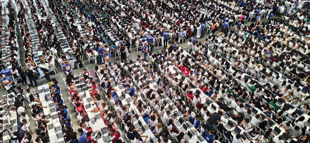¡Medellín obtuvo el Guinness World Records a la clase de software presencial más grande del mundo!. Foto Juan Fdo. Gallego D.