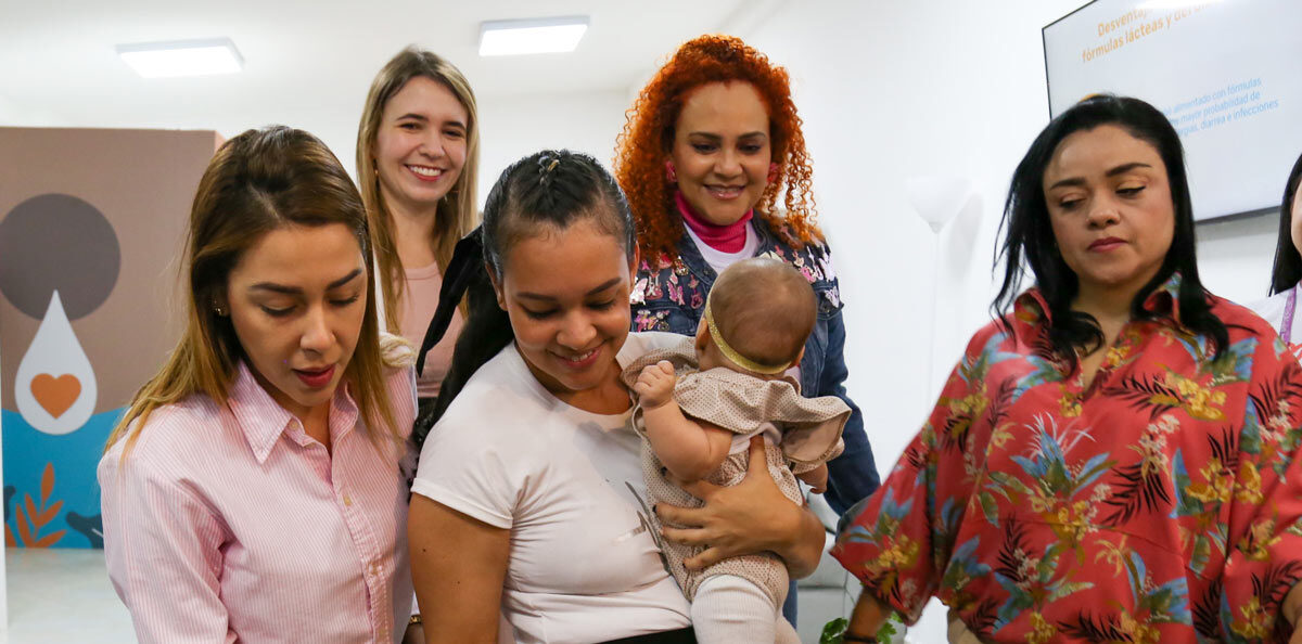 Sala pública del país para gestantes