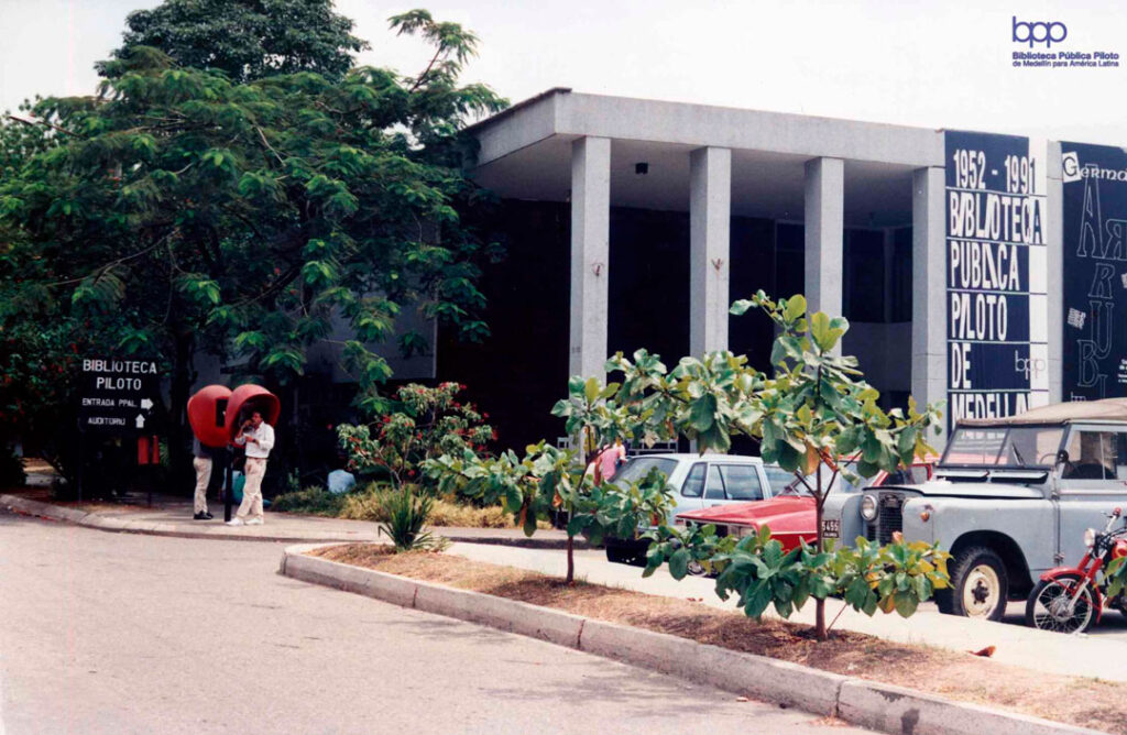 La Biblioteca Pública Piloto cumple 70 años 