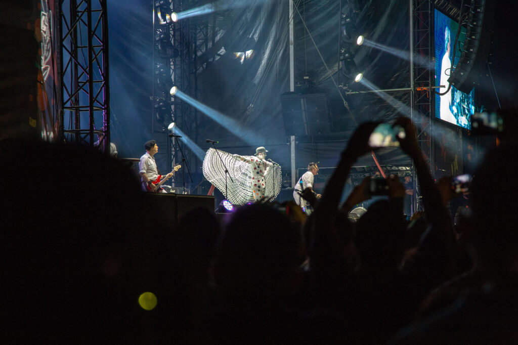 Más de 12 millones de dólares dejarán los conciertos de Bad Bunny en la economía de Medellín