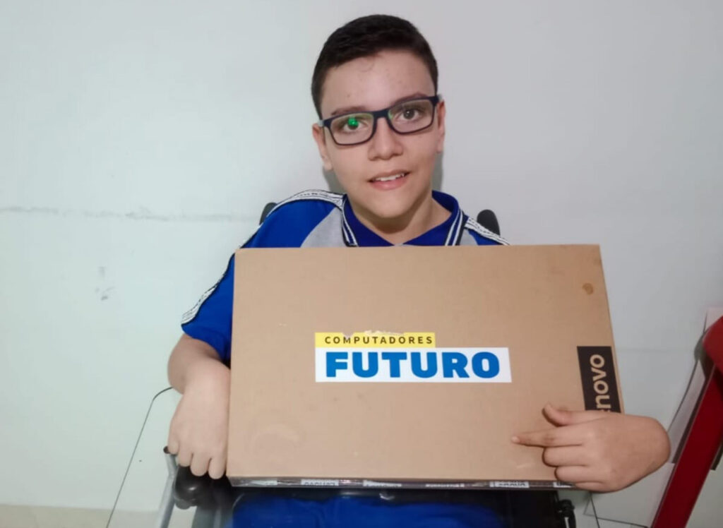 Emanuel Bustamante Álvarez