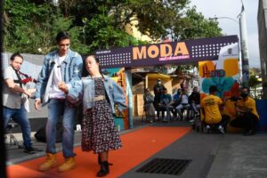 Emprendedores del sector textil de Medellín participarán en una nueva edición de Moda al Barrio