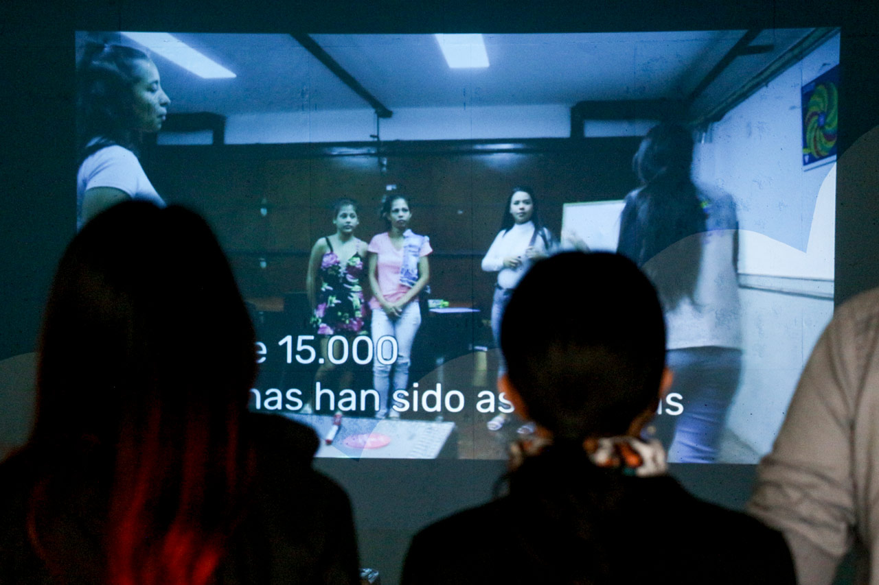 Tres centros de atención para mujeres migrantes fueron equipados con la alianza de cooperación entre Medellín y el Comité Internacional de Rescate