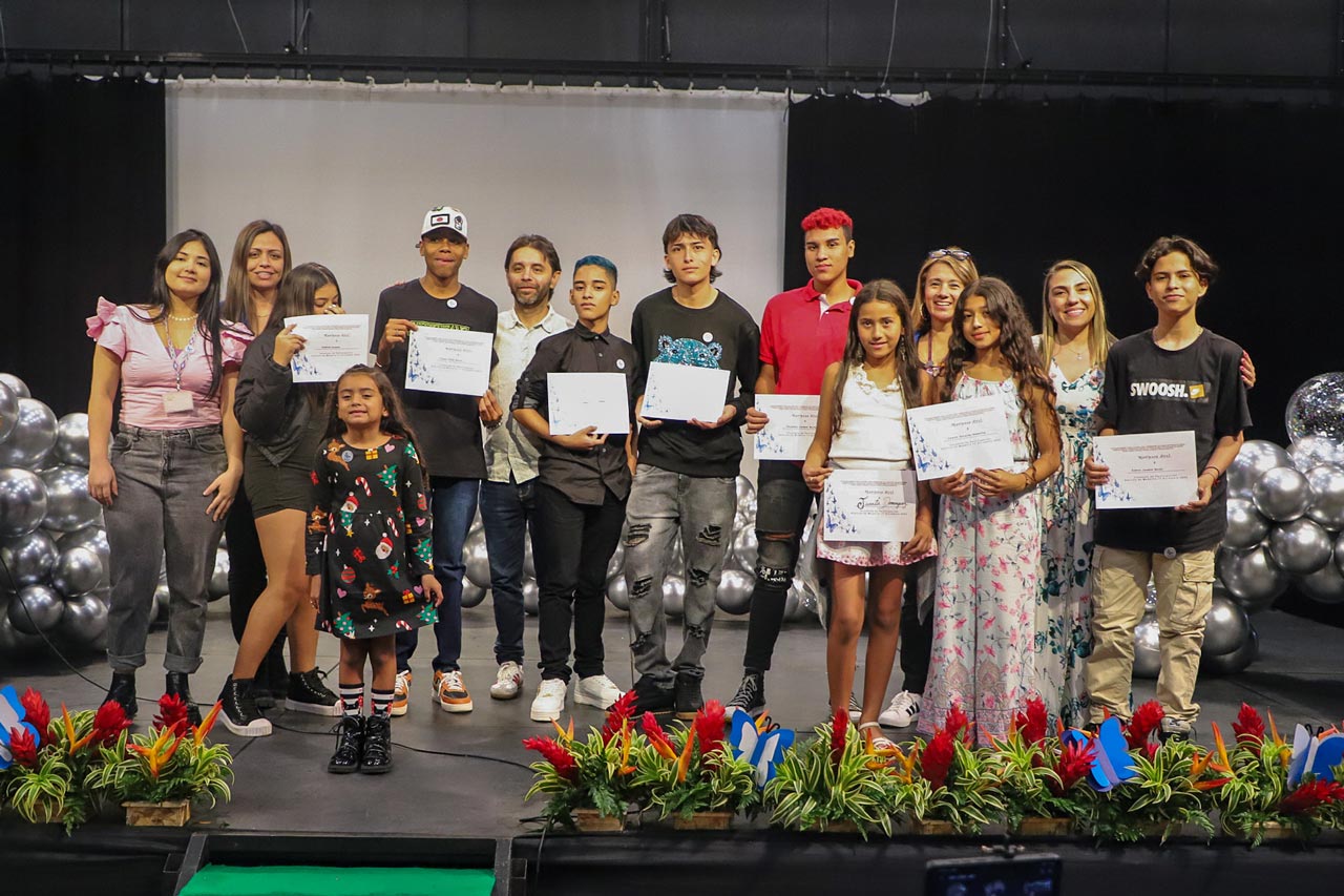 Medellín reconoció el trabajo de sus 398 consejeros de Infancia y Adolescencia por su aporte a la transformación de la ciudad