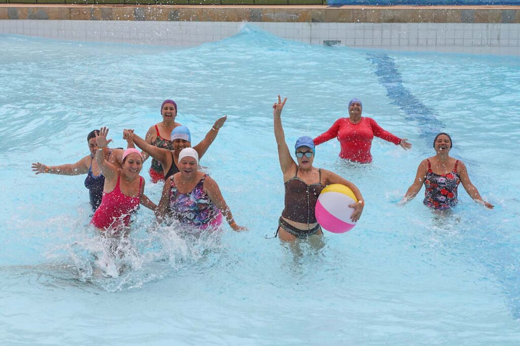 Clubes de Vida de Medellín disfrutan de los Días de Sol