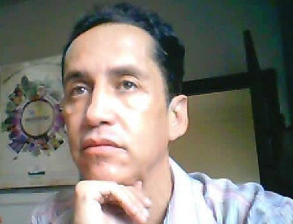 Luis Guillermo Peña Restrepo. Director del periódico Epicentro y coordinador de la plataforma de comunicaciones de la comuna 10, La Candelaria. 