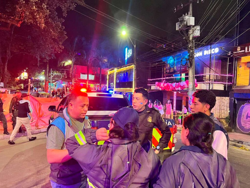 Con Puesto de Mando Unificado y equipos de reacción policial se refuerza la estrategia de prevención en el “Día de las Velitas”