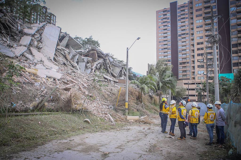 Estabilización y demolición Continental Towers