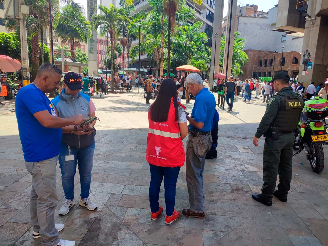 Con operativos “relámpago”, 57 cámaras de vigilancia y un Puesto de Mando Unificado, se refuerza intervención en Plaza Botero