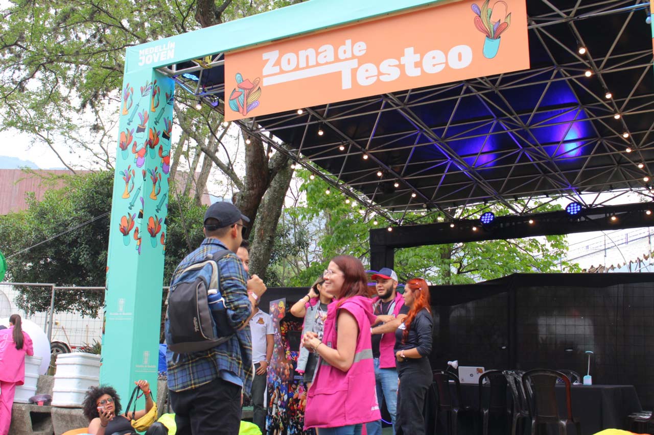 En La Solar iniciaron jornadas de testeo de sustancias psicoactivas en festivales de ciudad en Medellín
