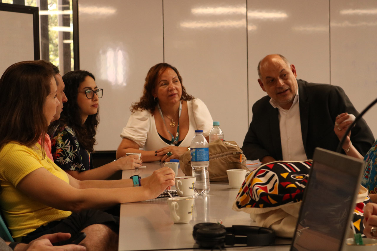 Maestros de Medellín podrán estudiar diplomados sin costo