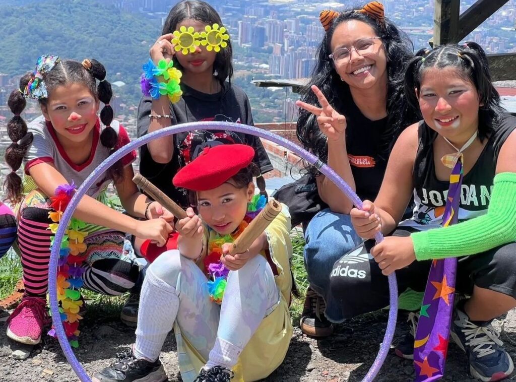 Escuelas de la No-Violencia