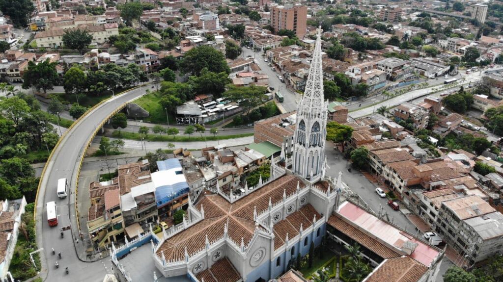 Iglesia de las Misericordias en Manrique. Foto Iglesia