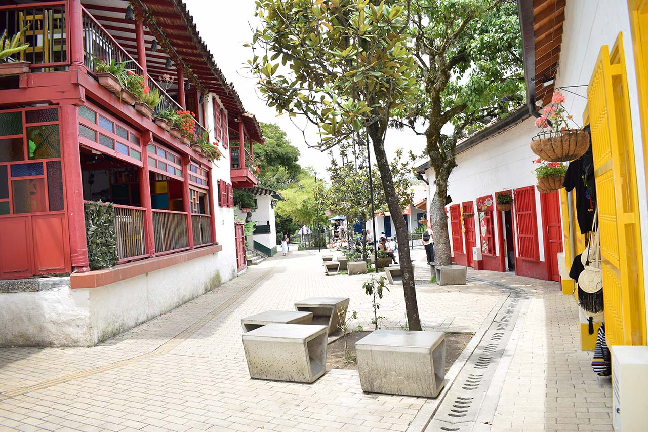 Cerro Nutibara - Pueblito paisa