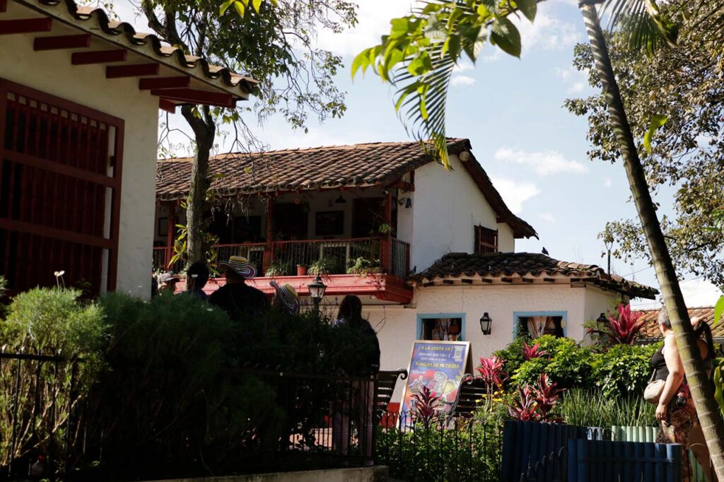 Cerro Nutibara - Pueblito paisa