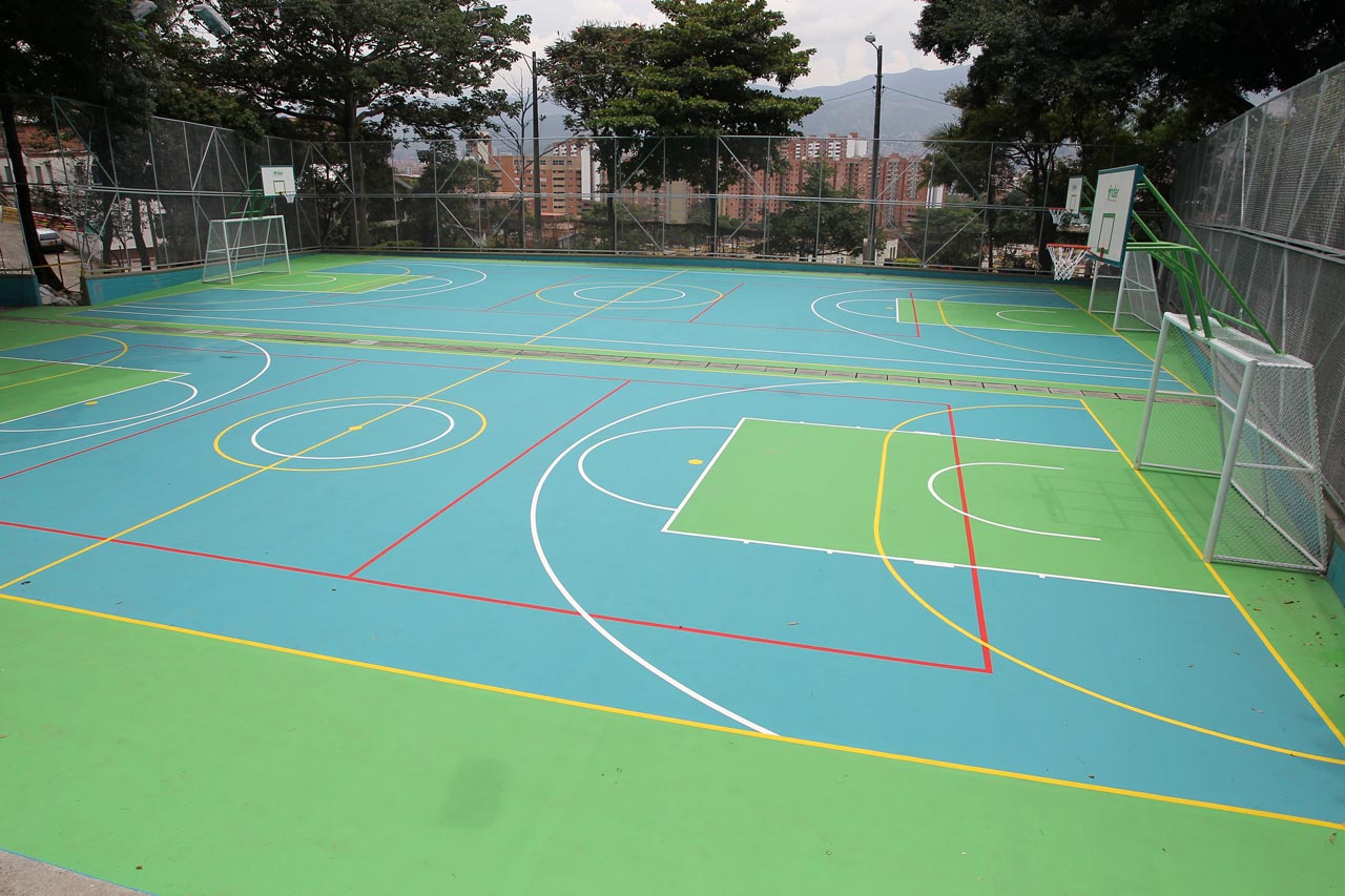 Ocho escenarios recreodeportivos del Distrito ya están como nuevos