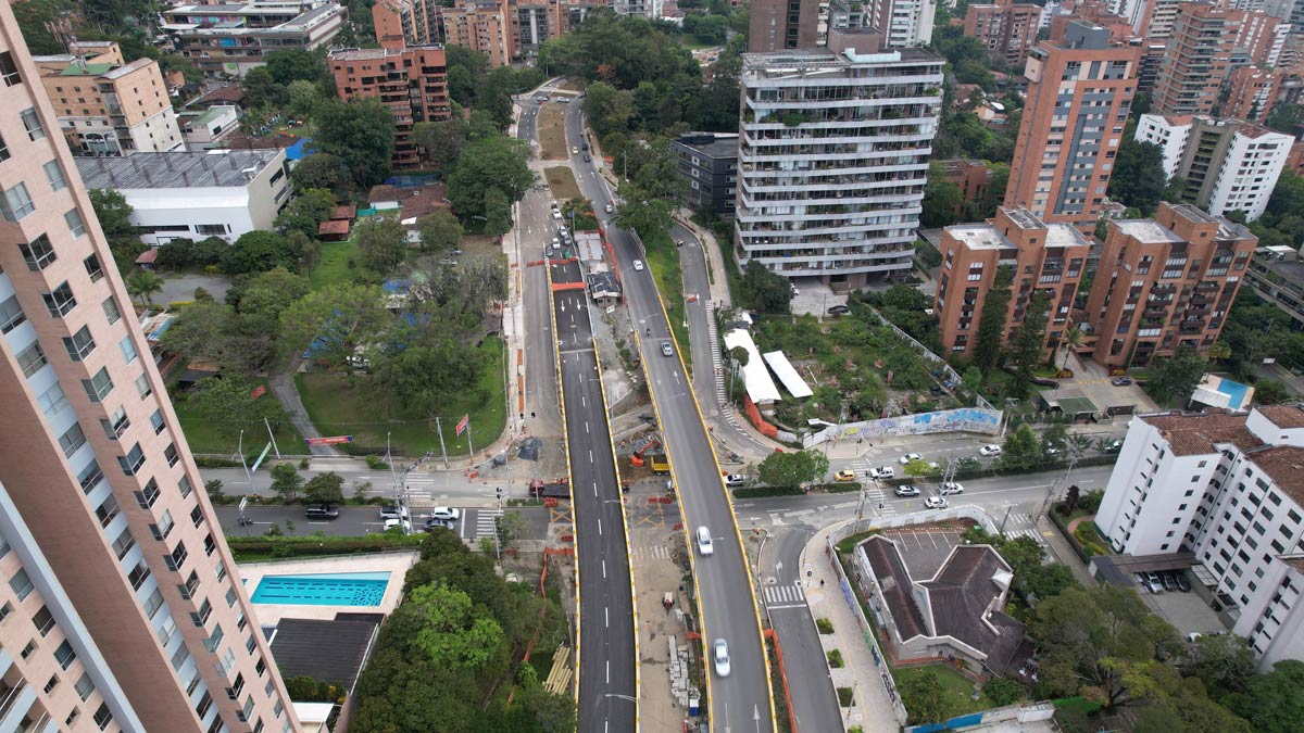 Cierre parcial pavimentación Los Parra