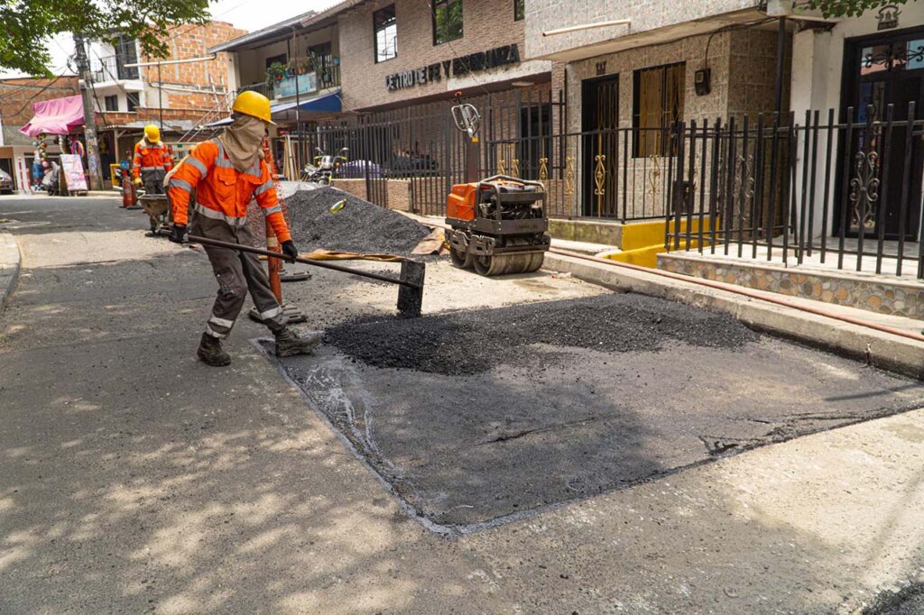 Intervenciones en la malla vial de las comunas Popular, Guayabal y Candelaria