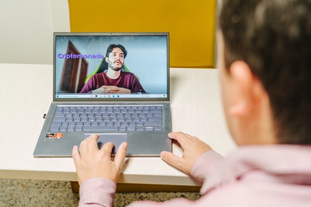 Escuela Virtual de Aprendizaje, EVA