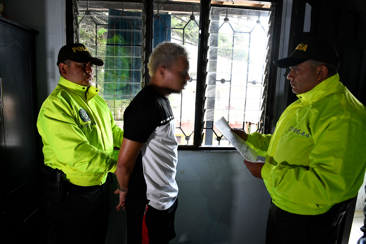 En tiempo récord y con ayuda de la tecnología, se captura a presuntos autores de homicidios de dos hinchas y de hurto a ciudadanos polacos en Medellín En tiempo récord y con ayuda de la tecnología, se captura a presuntos autores de homicidios de dos hinchas y de hurto a ciudadanos polacos en Medellín