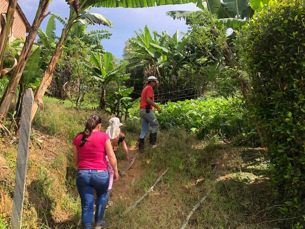 Rogelio Restrepo, su esposa Marina Peña Maya y su hija Daniela Restrepo Peña