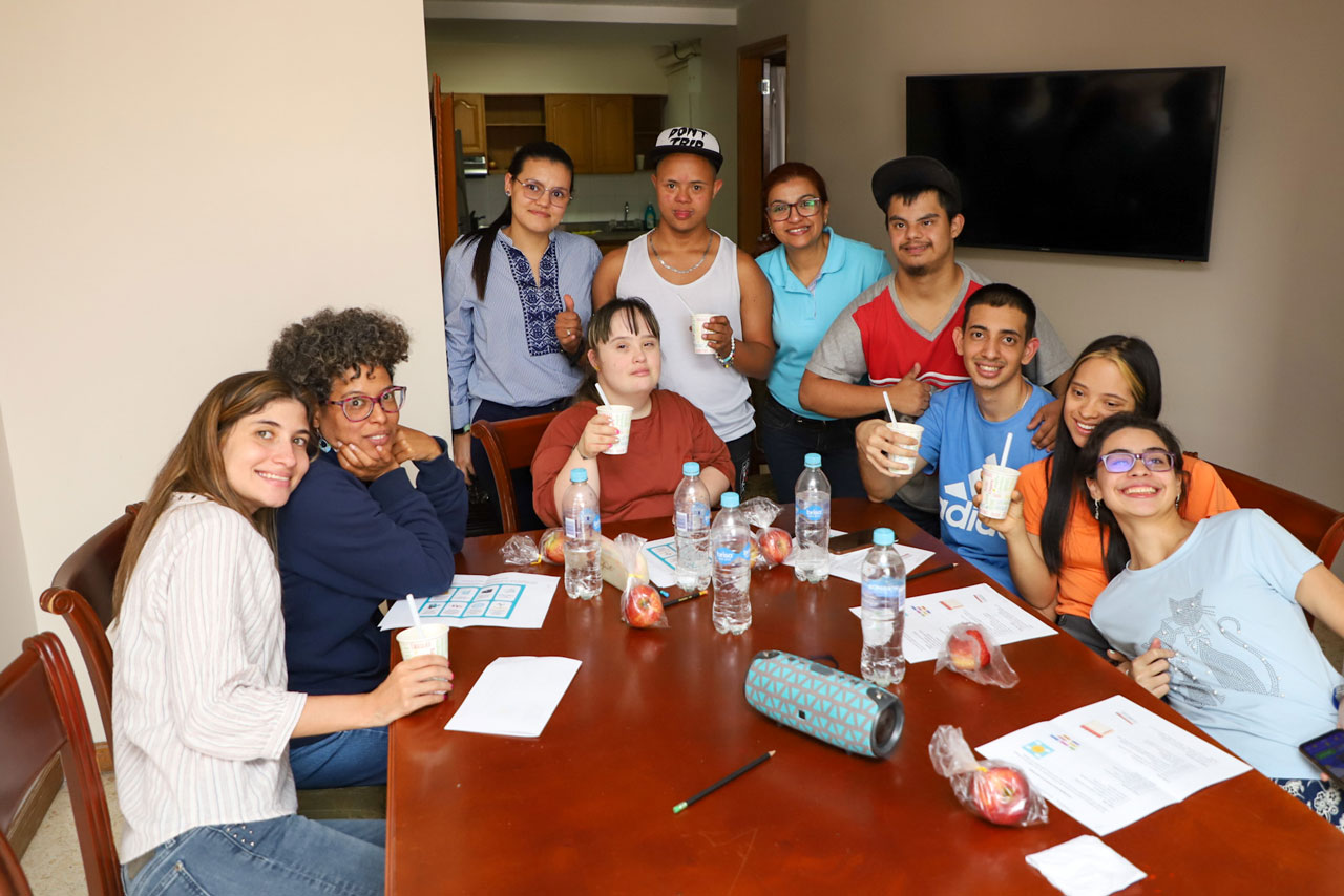 6.674 personas con discapacidad se beneficiarán este 2023 con la entrega de apoyo económico por parte del Distrito