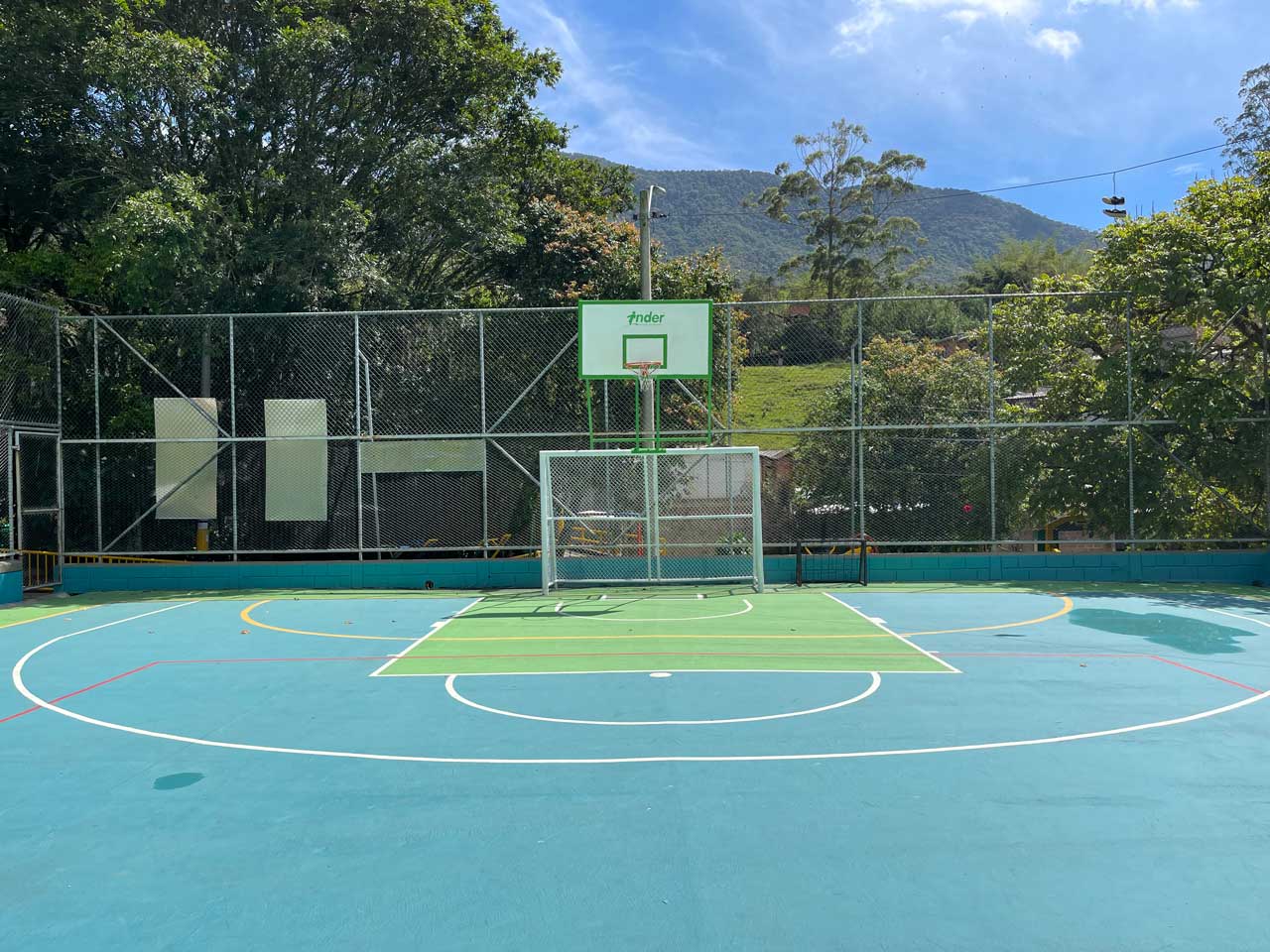 Con cinco escenarios recién recuperados continúa el mejoramiento de la infraestructura deportiva del Distrito