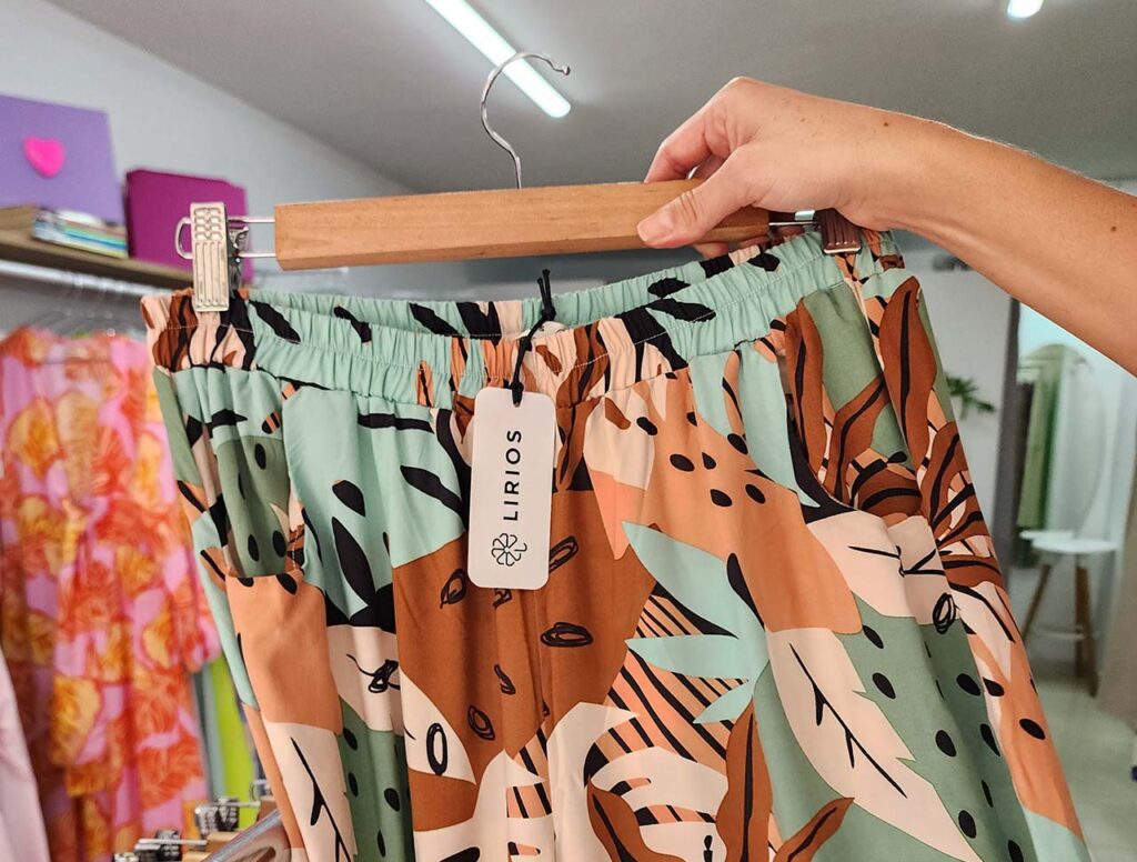 Luisa Amaya - Lirios (emprendimiento)