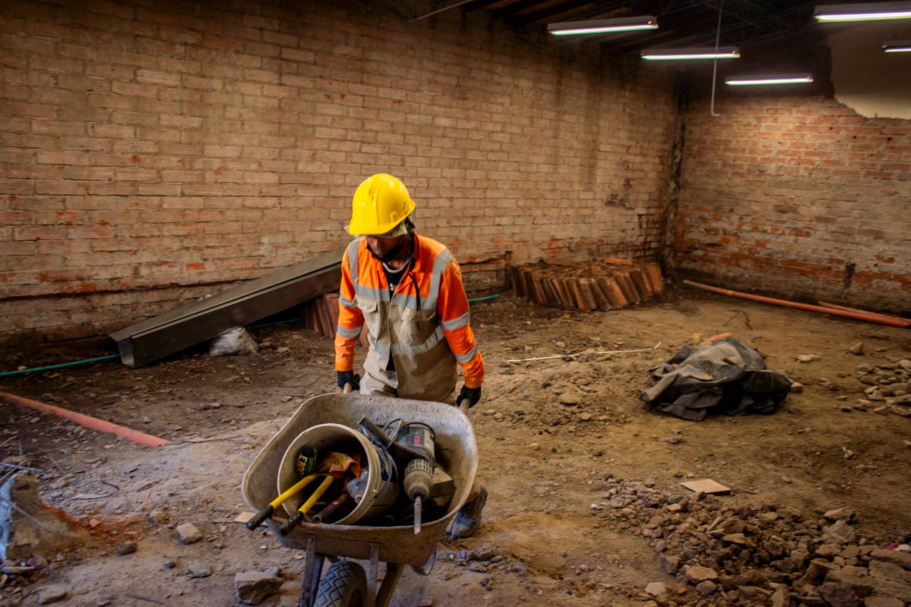 Con frentes de trabajo en todas las comunas y corregimientos, avanzan los planes de mejoramiento de la infraestructura de educación, salud y Buen Comienzo