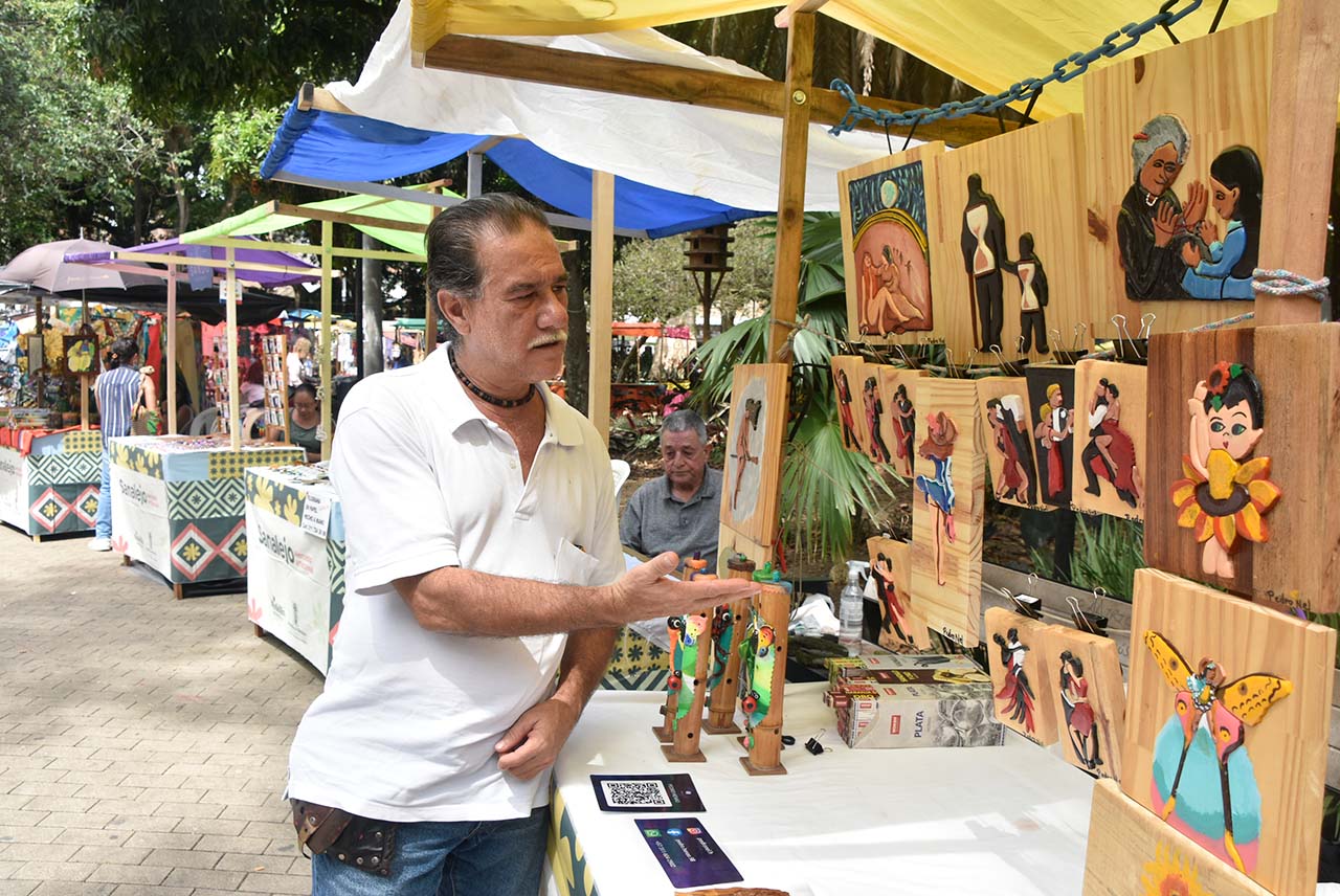 El 97 % de las instituciones oficiales de Medellín ya cuentan con programas de doble titulación