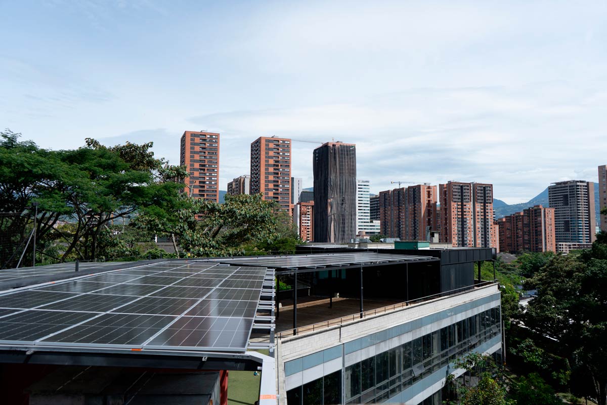Paneles solares en Telemedellín