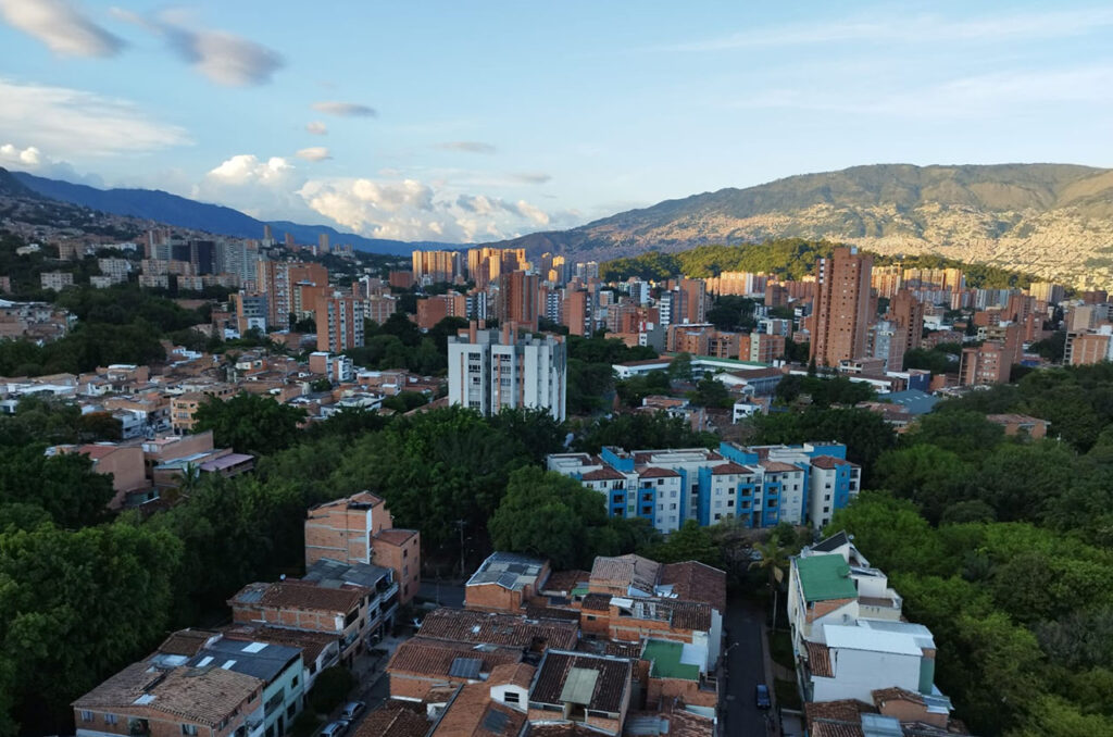 Panorámica Medellín - Barrio Calasanz