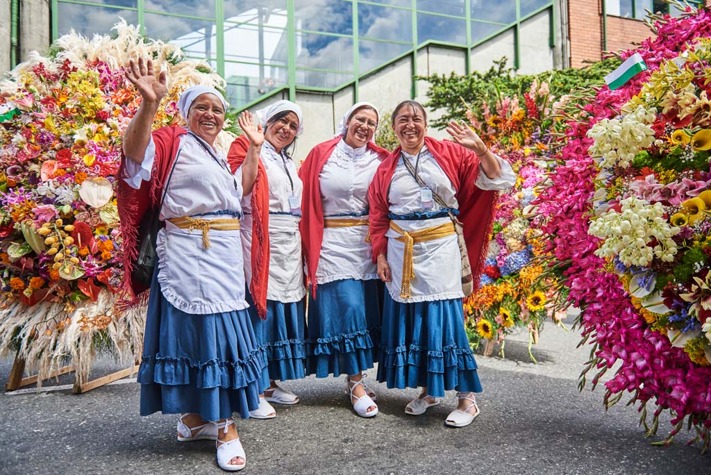 Vestuario de la Feria de las Flores Vestuario de la Feria de las Flores