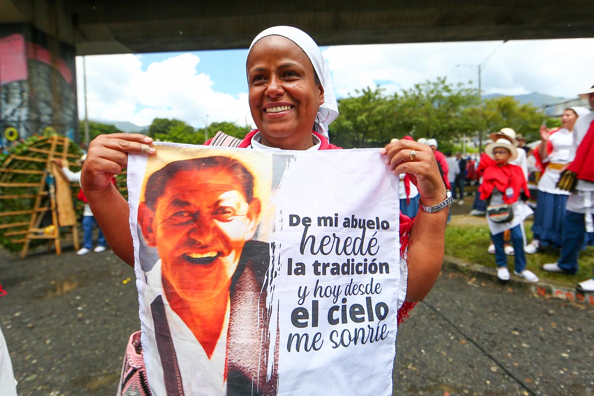 Vestuario de la Feria de las Flores Vestuario de la Feria de las Flores