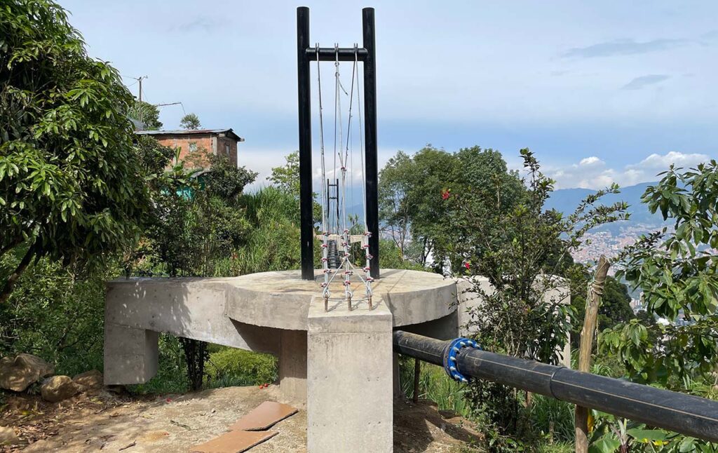 Alcantarillado aéreo de Medellín