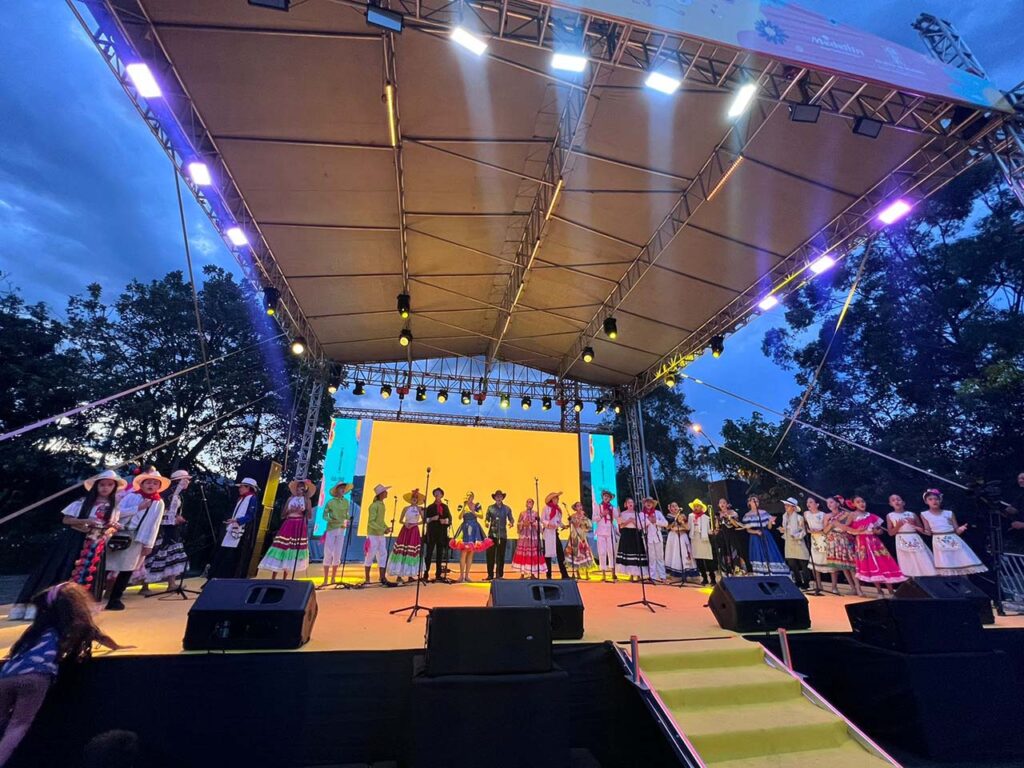 Colombia Canta y Encanta - Escenario Futuro de la Feria de las Flores 2023